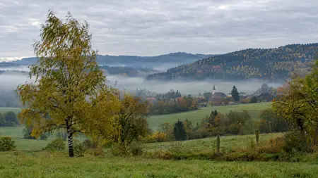 Sobotní ochlazení přineslo ranní minima k 1,7 °C a čerstvý vítr