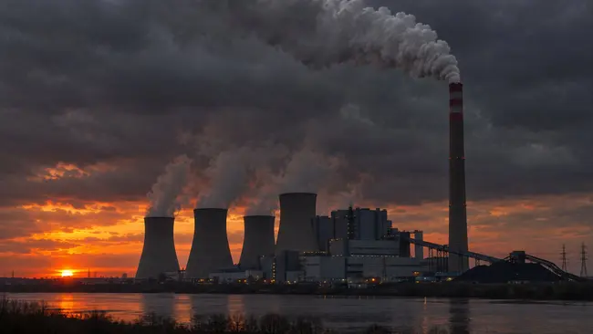 Svět směřuje k oteplení až o 3 °C. Uhlí v energetice neztrácí vliv