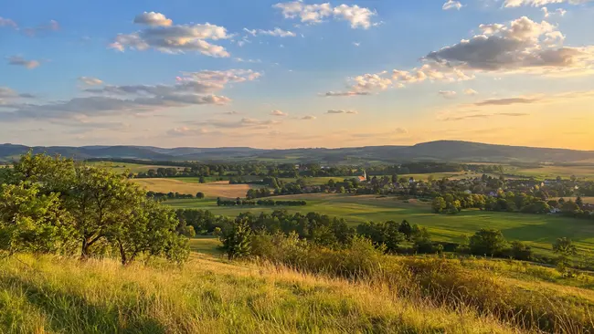 V úterý naměřila síť stanic maximum 17,3 °C a ranní minimum 0,3 °C