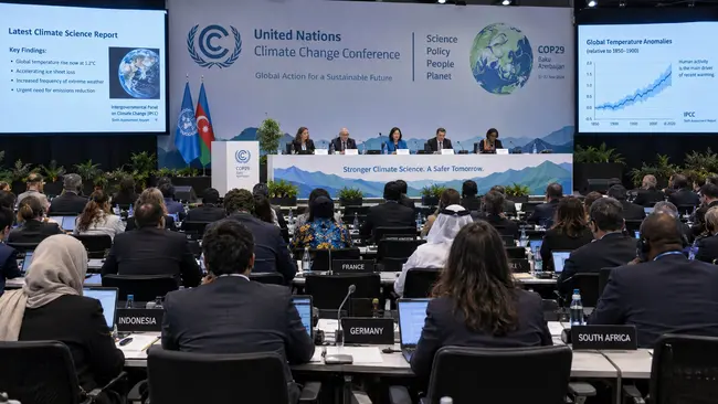 Klimatické zprávy OSN nabírají zpoždění. Státy se přou o termíny